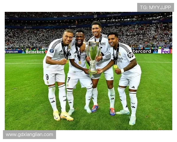 银河战舰再度出征欧冠皇马现役阵容深度解析与实力剖析