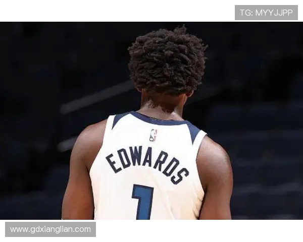 爱德华兹批评孟菲斯酒店服务差追梦回应称球队也曾遭遇类似问题